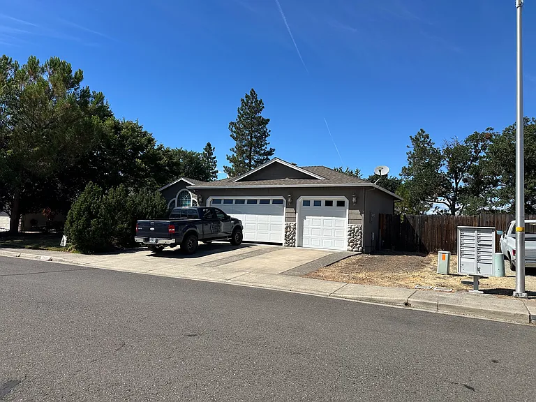 2609 Rabun Way — Photo 3