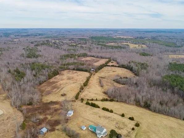 5156 Davis Lowground Rd, Keysville, VA 23947