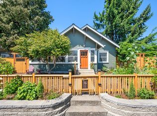 918 C St, Springfield, OR 97477