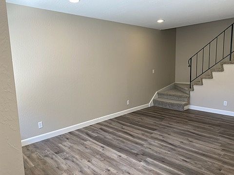 5th image of 760 W Valley Dr APT 2