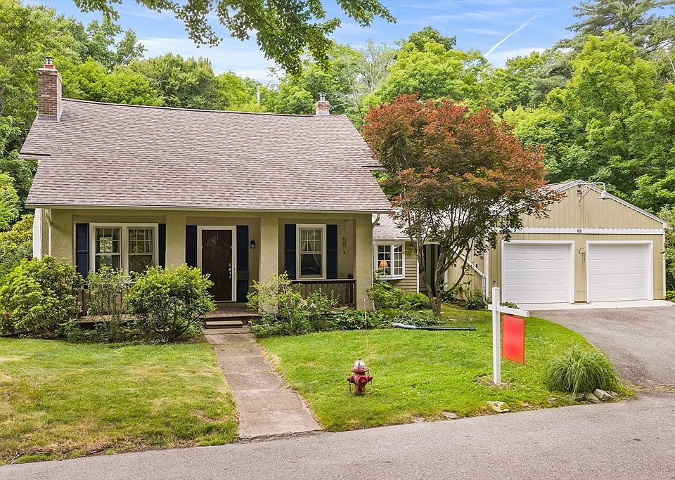 1st image of 62 Circle Rd