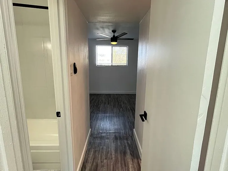 The Brentwood — Photo 45