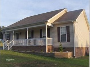 1863 Stroudville Rd, Cedar Hill, TN 37032