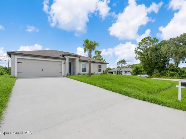 1602 Saladino St SE, Palm Bay, FL 32909