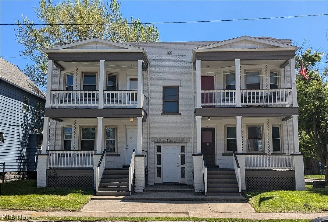 2 bed, $1,000 — Photo 2