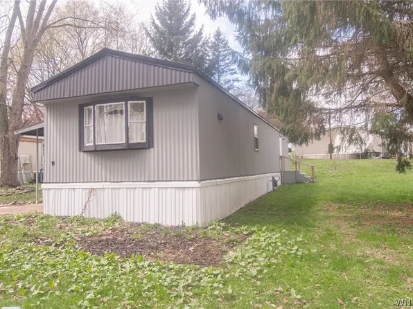 111 Warsaw Blvd #19, Silver Springs, NY 14550