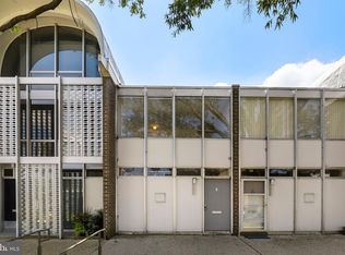 1338 4th St SW #T, Washington, DC 20024