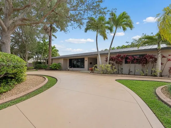 7430 SW 142nd Ter, Palmetto Bay, FL 33158