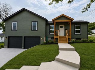 321 N 5th St, Eureka, MO 63069
