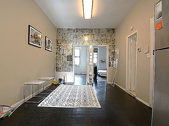 4th image of 331 Grand St #1