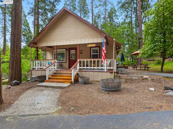 22829 Fuller Rd, Twain Harte, CA 95383