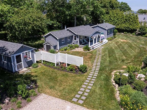 3rd image of 155 Green Hill Ave