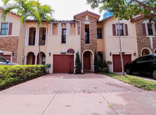 10358 NW 30th Ter, Doral, FL 33172
