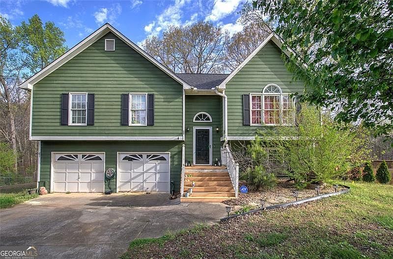 1st image of 110 Austin Ln