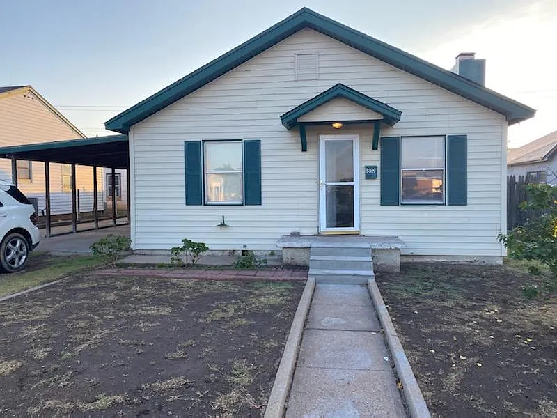 3 bed, 1.5 bath, 1580 sqft, $1,100 — Photo 2