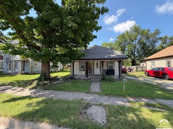 1012 East St, Iola, KS 66749