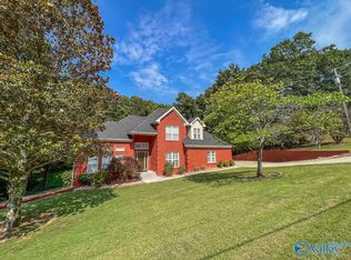 104 Elm Cv, Florence, AL 35634