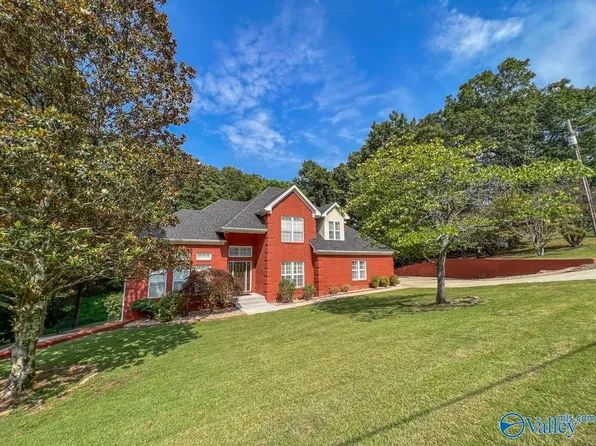104 Elm Cv, Florence, AL 35634