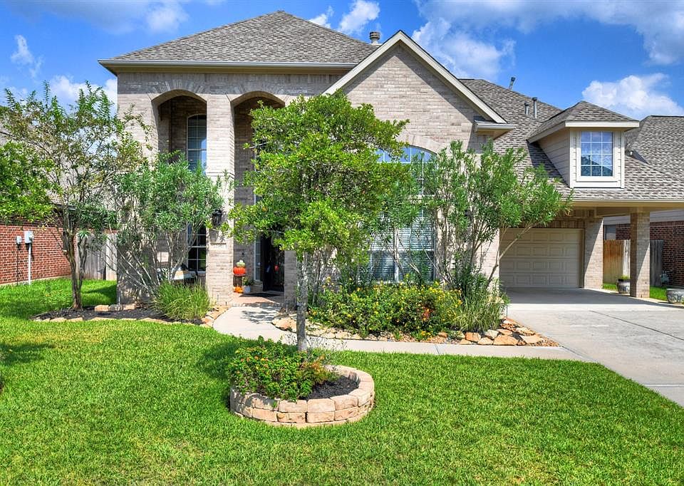 1st image of 22618 Fanwick Dr