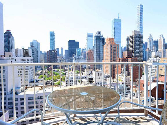 5th image of 220 E 65th St APT 22F