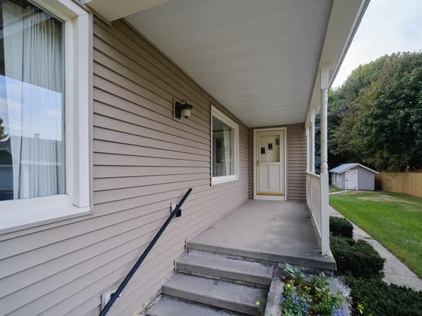 810 Engelman St, Manistee, MI 49660