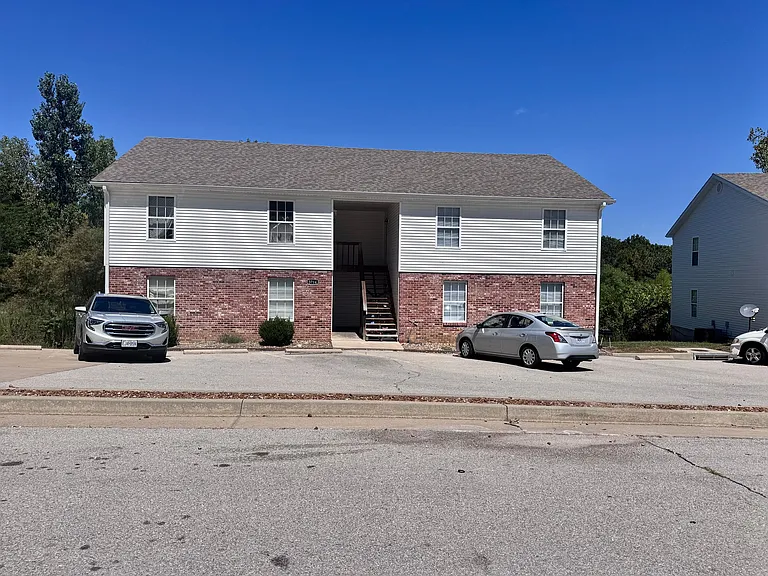 3714 Randall Dr #D — Photo 1