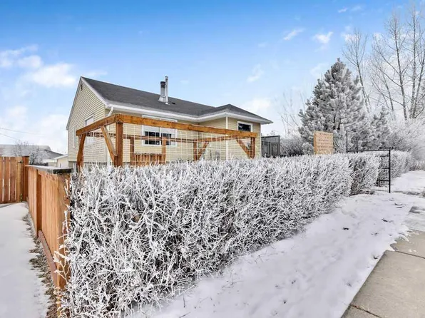 411 E Mountain View Pl, Longview, AB T0L 1H0