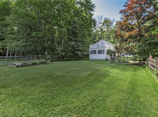 15879 Hemlock Rd, Chagrin Falls, OH 44022