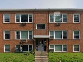 7th Street Apts - 1439