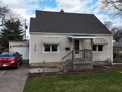 758 E 37th St, Erie, PA, 16504
