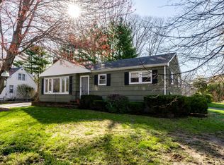 5 Brookview Ter, Portland, ME 04102