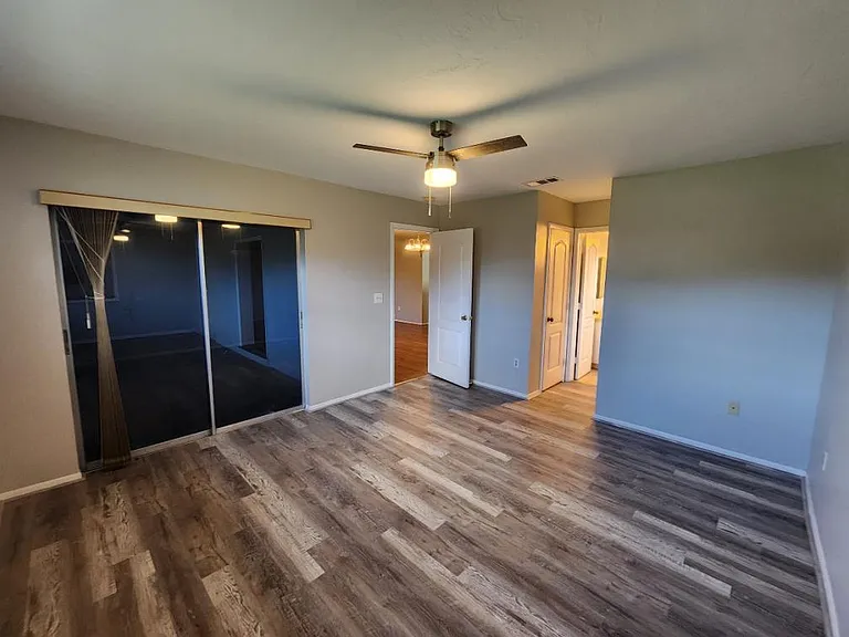 27048 Omni Ln — Photo 35
