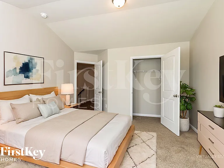 145 Janney Cir — Photo 12