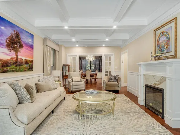 440 W End Ave #3A, New York, NY 10024