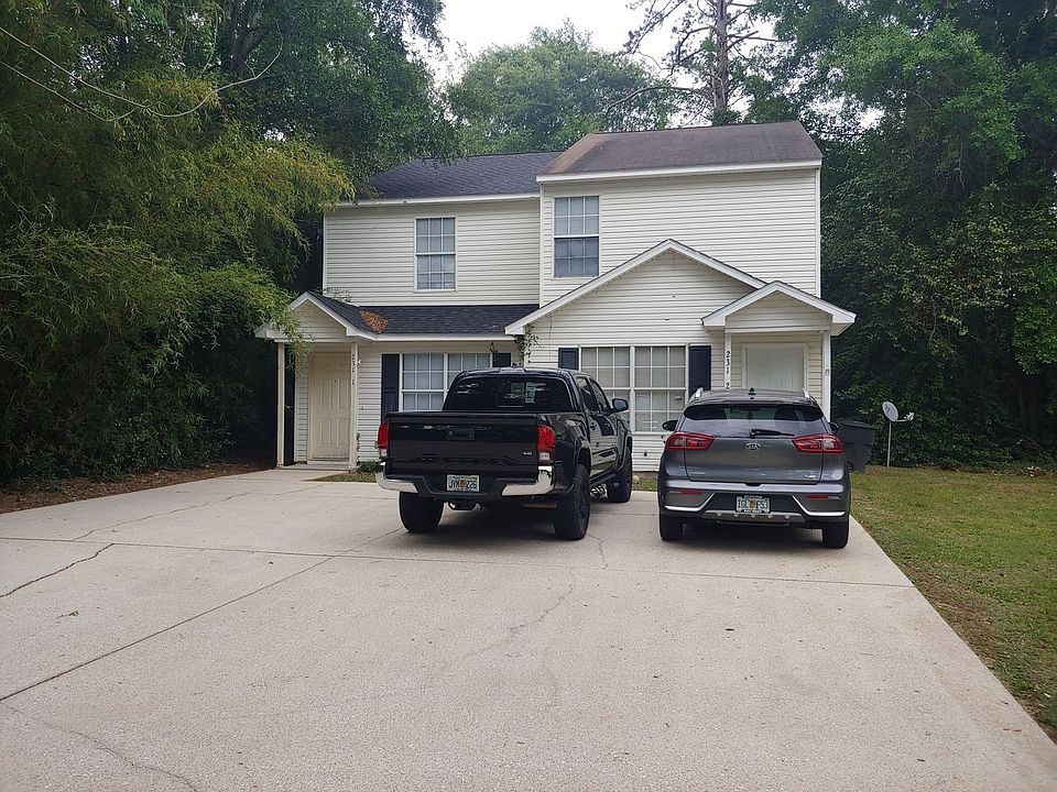 1st image of 231 Dixie Dr APT 1