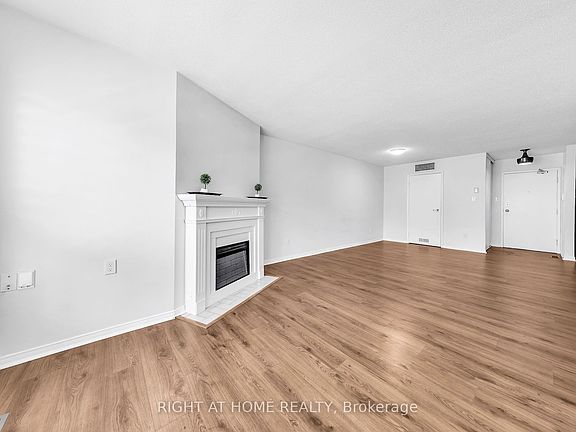 5th image of 126 Bell Farm Rd #212