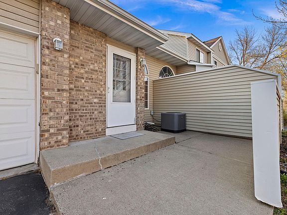 4th image of 1102 Black Oak Dr