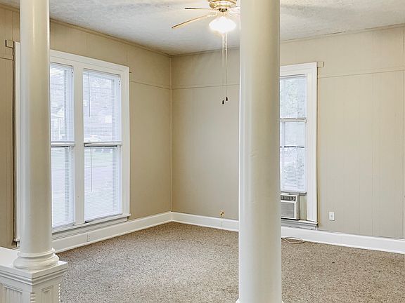 3rd image of 1035 Park St #1