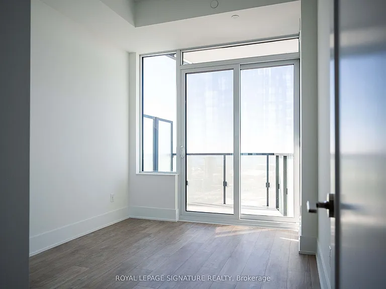 470 Front St W #3503 — Photo 19