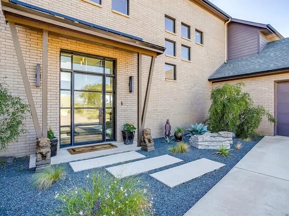 8308 Caprington Ct, Cleburne, TX 76033