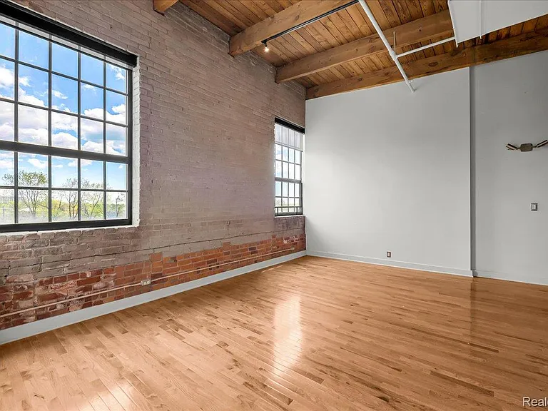 6533 E Jefferson Ave #431 — Photo 13