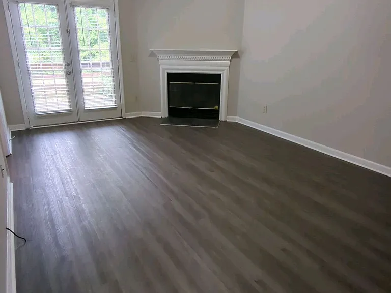 510 Park Ct — Photo 4