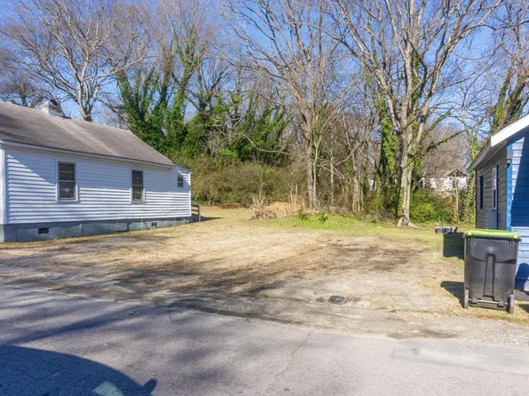 623 Marshall St, Henderson, NC 27536