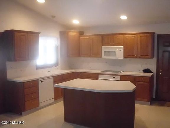 3rd image of 7038 Amber Springs Dr SW #77
