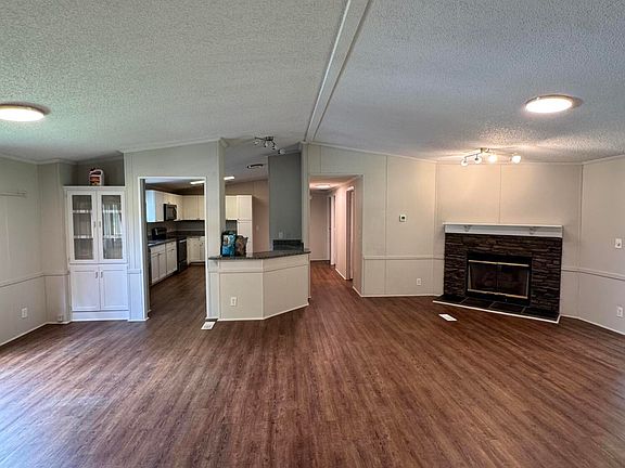 5th image of 501 Ruskin Road