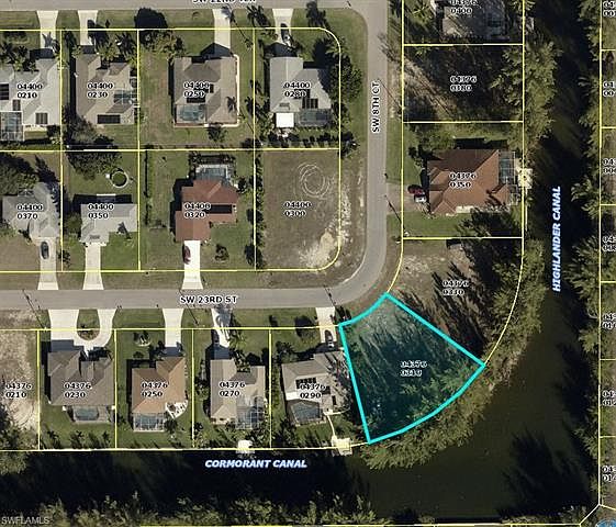 1st image of 828 SW 23rd St