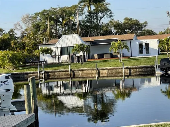 421 Cross Street, North Fort Myers, FL 33903