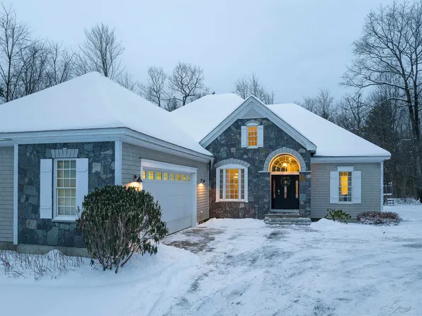 365 Grandview Road, Conway, NH 03818