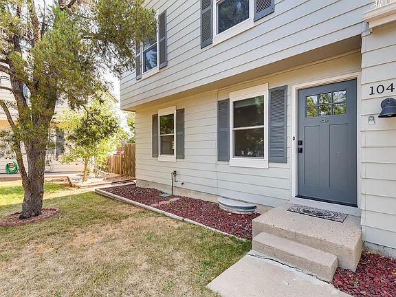 4th image of 10434 Hoyt Pl