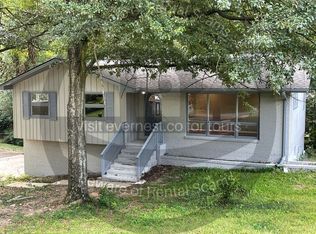 1017 Shades Glen Dr, Birmingham, AL 35226